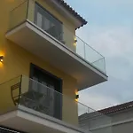 Na Crista Da Onda Pensión 4*